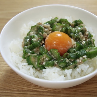 暑い日に！オクラでねばねば　サッパリ巣ごもり丼